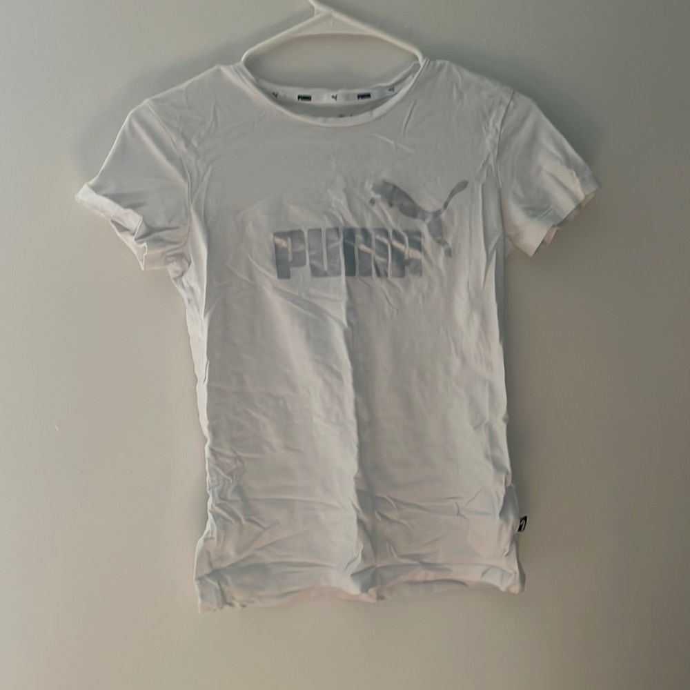 Women’s puma shirt